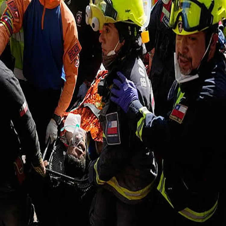 Venezuela earthquake man rescued after eight days
