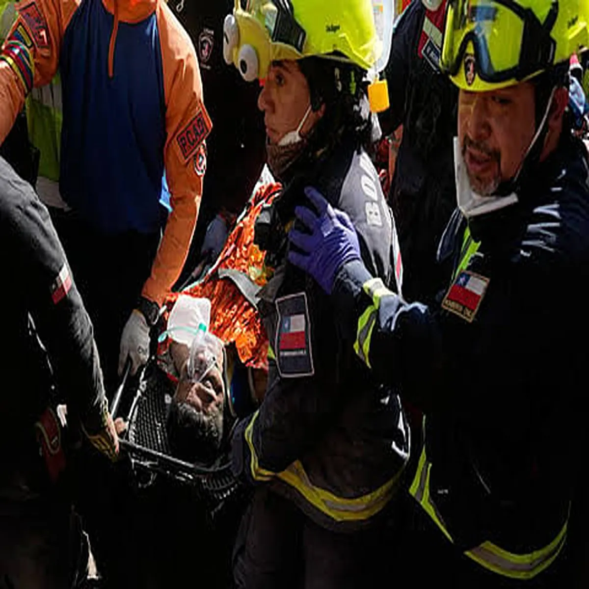 Earthquake venezuela rescue teams find man
