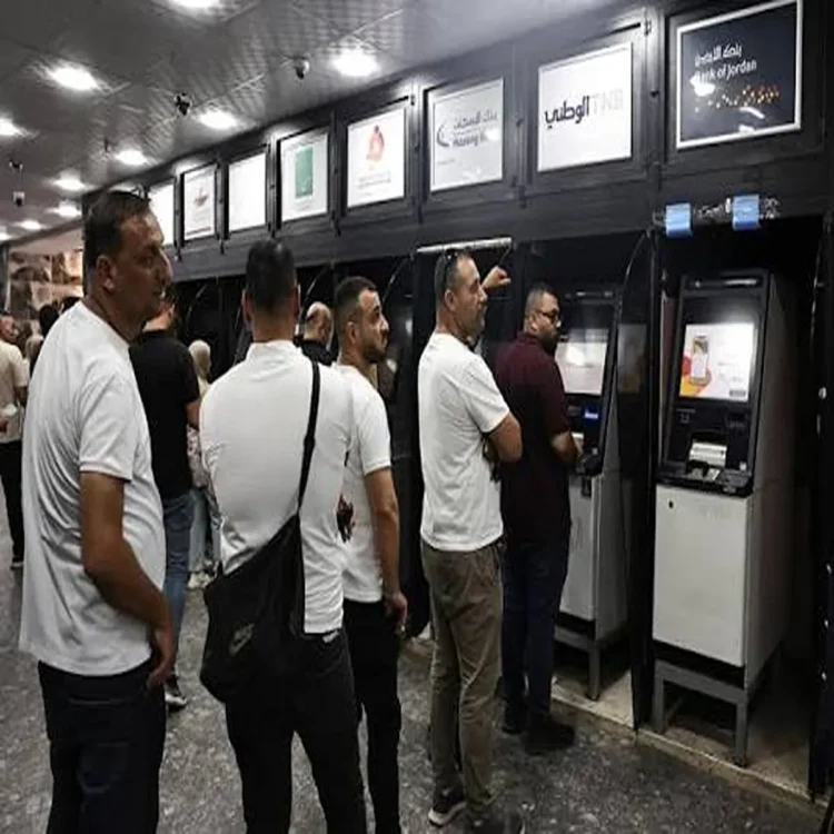 West bank cash overflow banking crisis