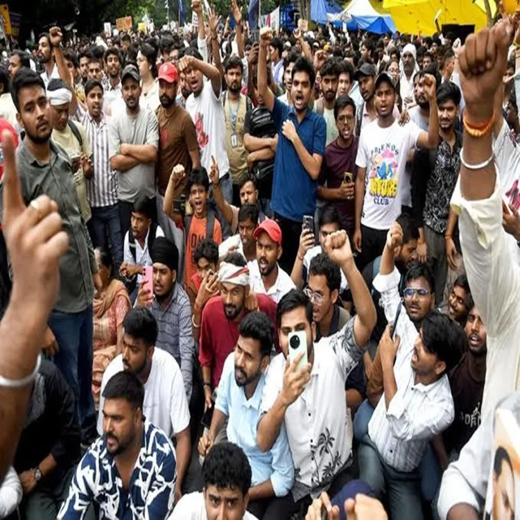Communication jantar mantar protest reactions