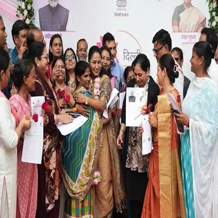 Delhi lakshmi yojana women registrations rise