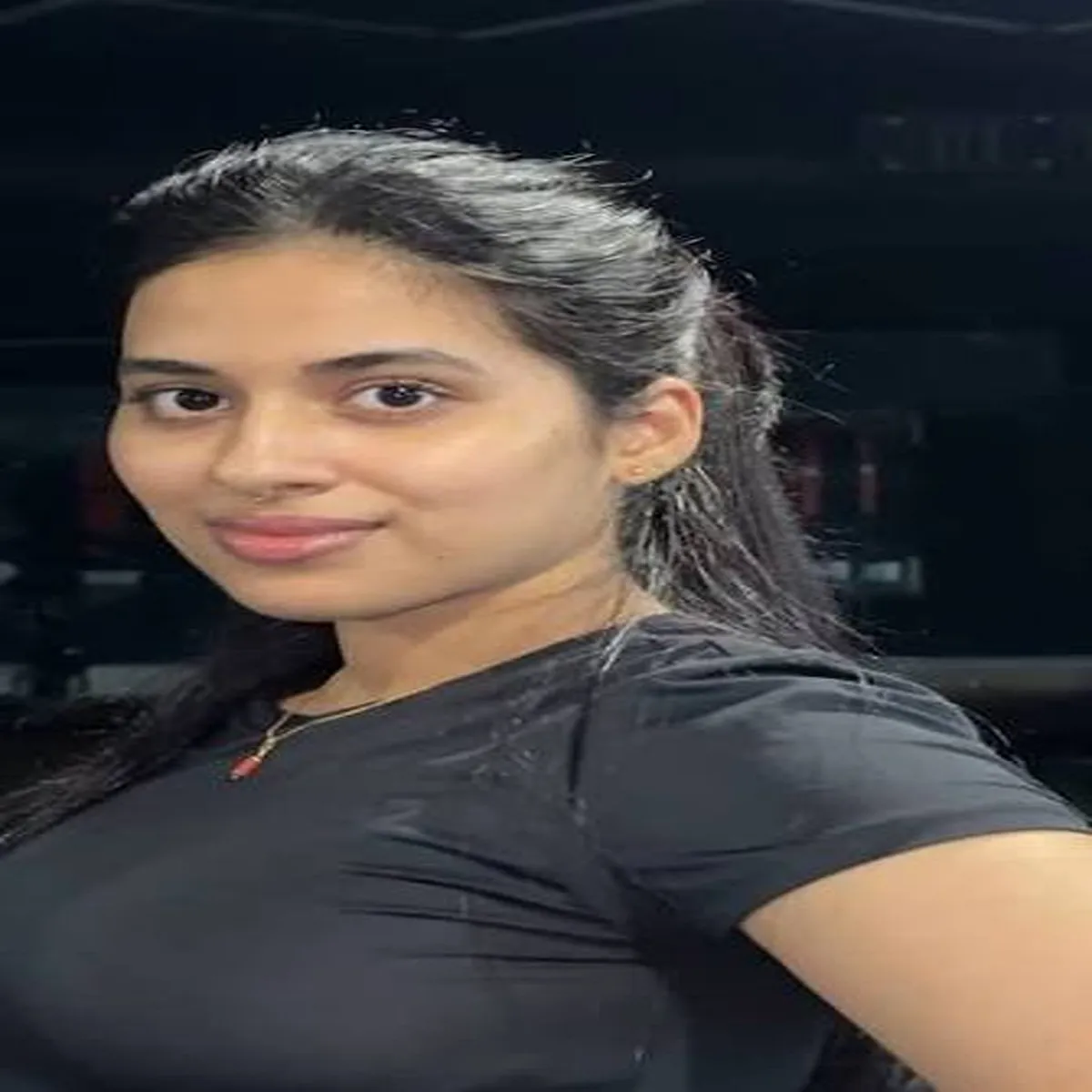 Weight loss dushara vijayan shares inspiring
