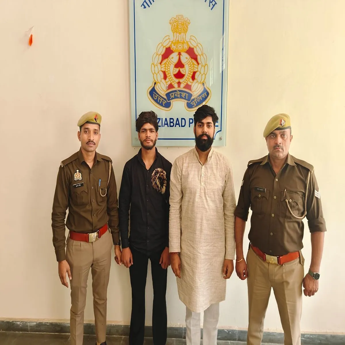 Ghaziabad man detained after viral mall