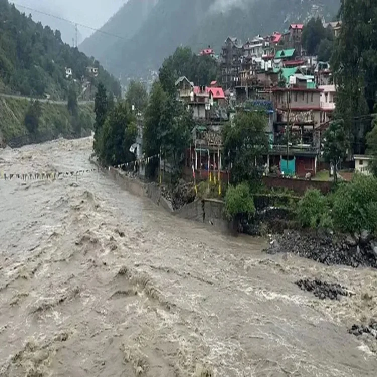 Himachal rain road closures