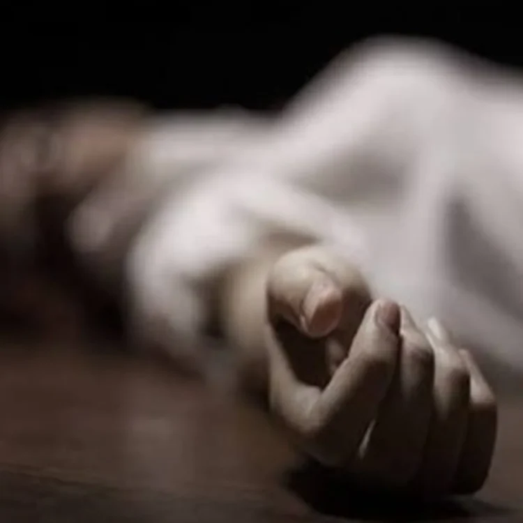 Honour killing father relative held