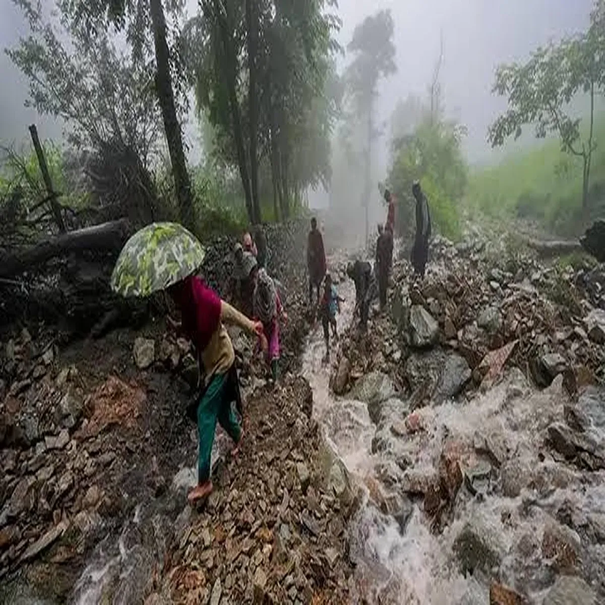 Cloudburst jammu kashmir faces rising weather