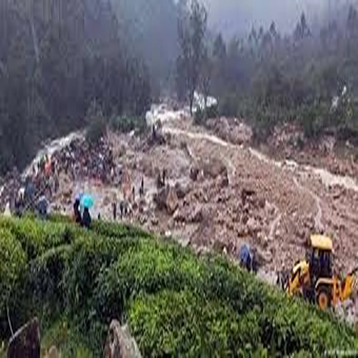 Rainfall cloudburst triggers landslides kerala four