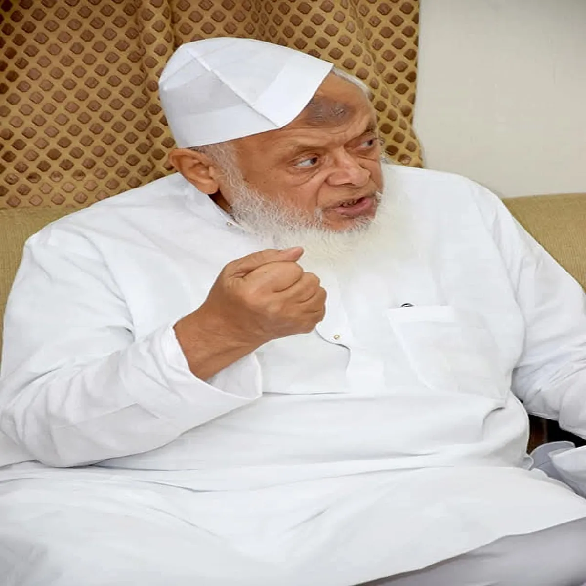 Madrasas arshad madani accuses critics fueling