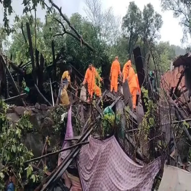 Maharashtra landslide earthquake update