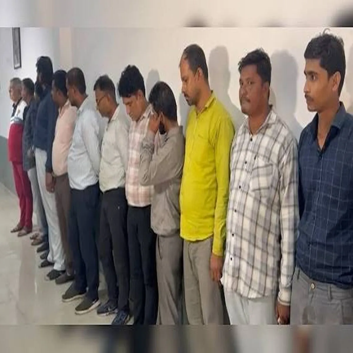 Medical fraud gujarat police arrest man