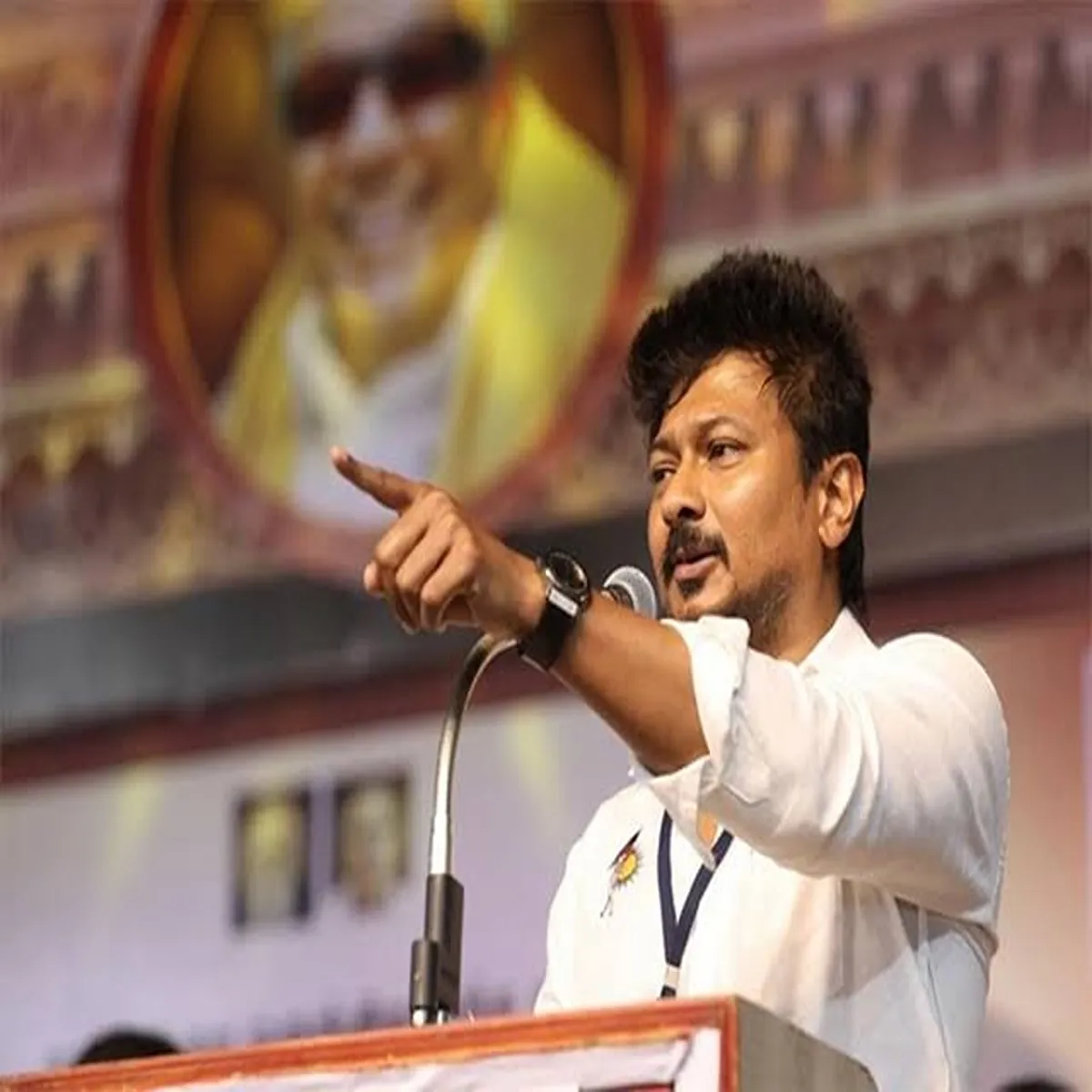 Mekedatu udhayanidhi stalin criticises arrest tamil