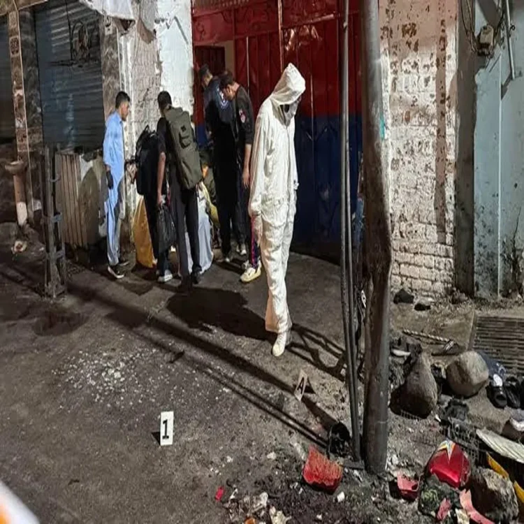 Pakistan peace rally suicide bombing