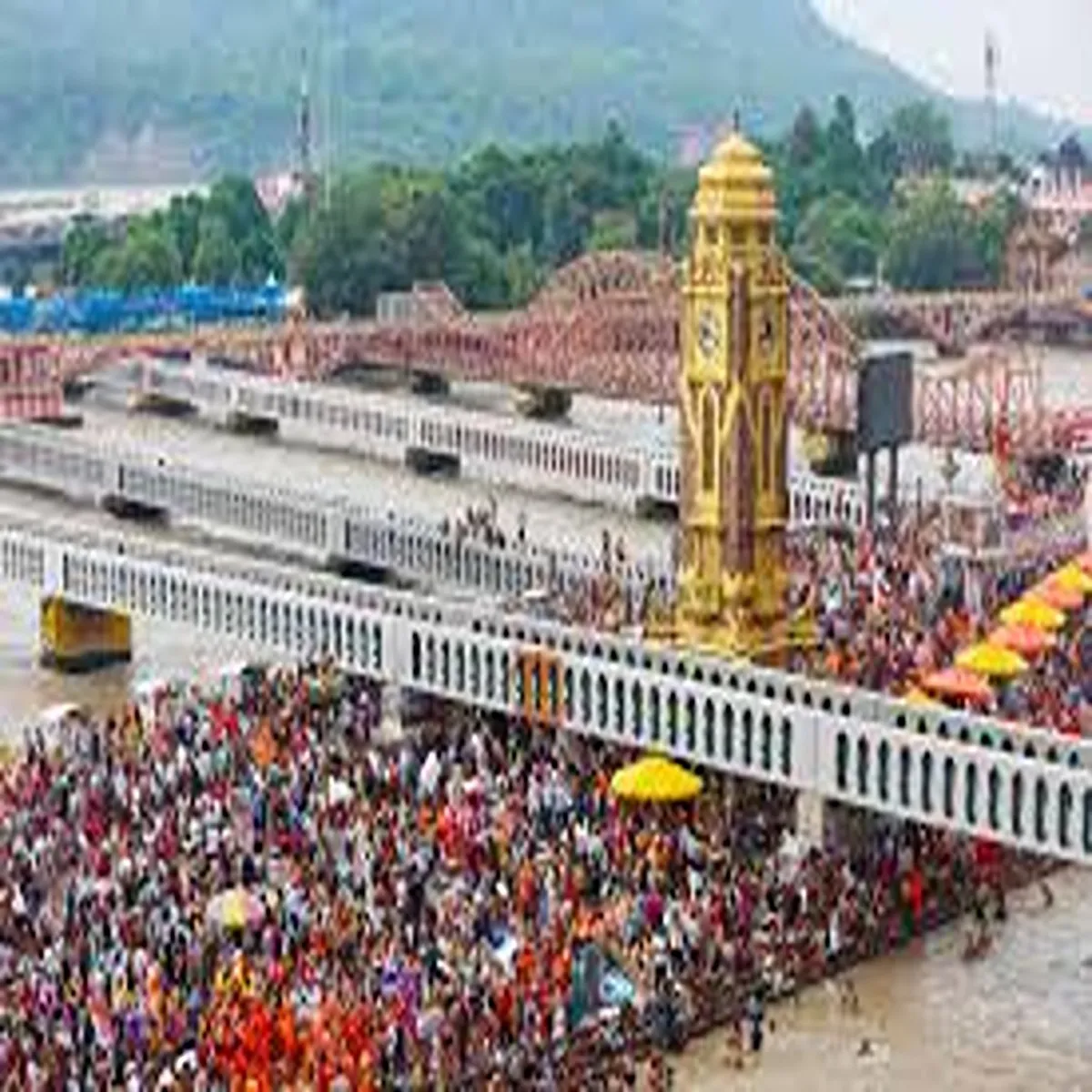Sawan somwar devotees gather shiva temples